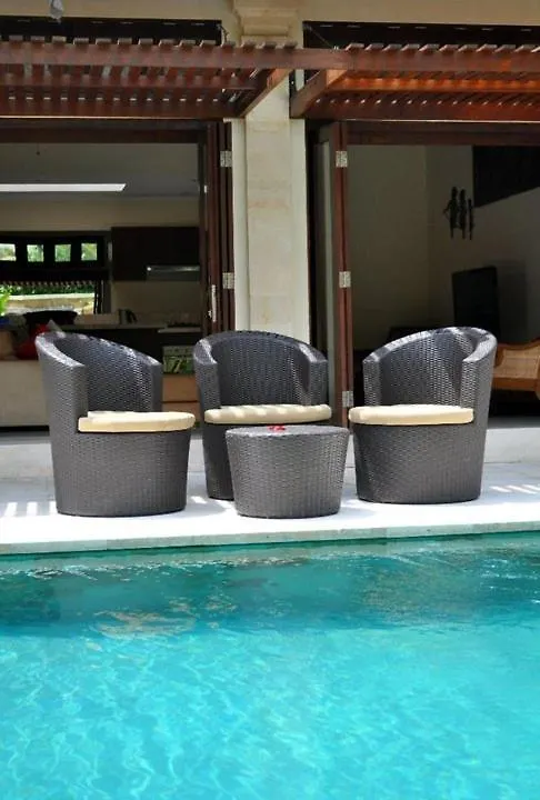 Villa Gembira Seminyak   Seminyak (Bali)